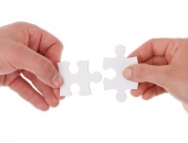 ​Tirgus dalībnieki turpina aktīvi apvienoties