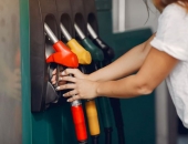 Degviela būs vēl dārgāka. Jautājums – cik lielā mērā?