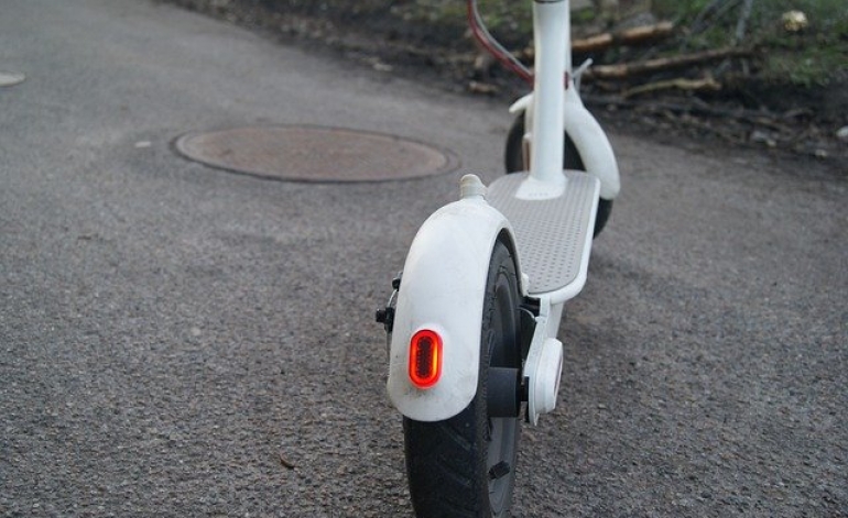 Valdība apstiprina grozījumus Ceļu satiksmes likumā