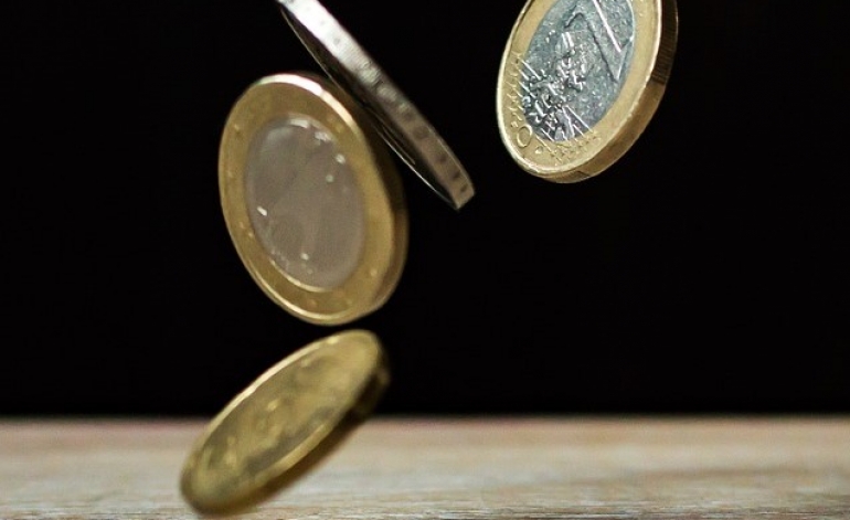 Piešķirs līdzekļus Covid-19 seku mazināšanai uzņēmējdarbības un nodarbinātības jomā