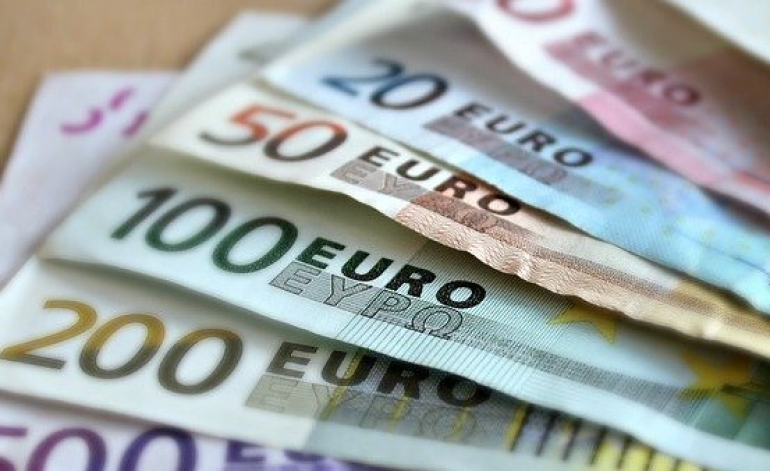 Paplašinās atbalstu uzņēmējiem apgrozāmo līdzekļu plūsmas krituma kompensēšanai