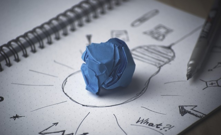 Paplašina atbalstu IKT, netehnoloģiskām un investoru piesaistes apmācībām