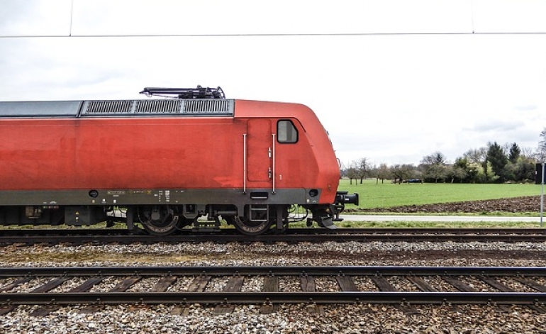 Bažas par cenu pieaugumu dažādās nozarēs visā pasaulē