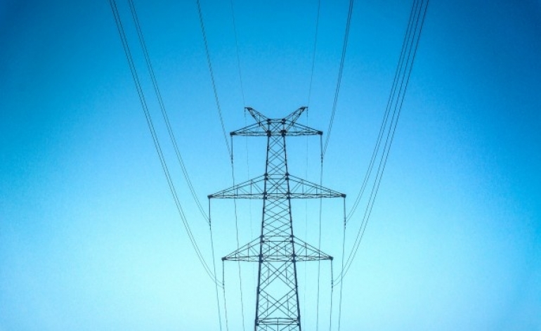 Kompensēs 50% no elektroenerģijas sistēmas pakalpojuma izmaksām